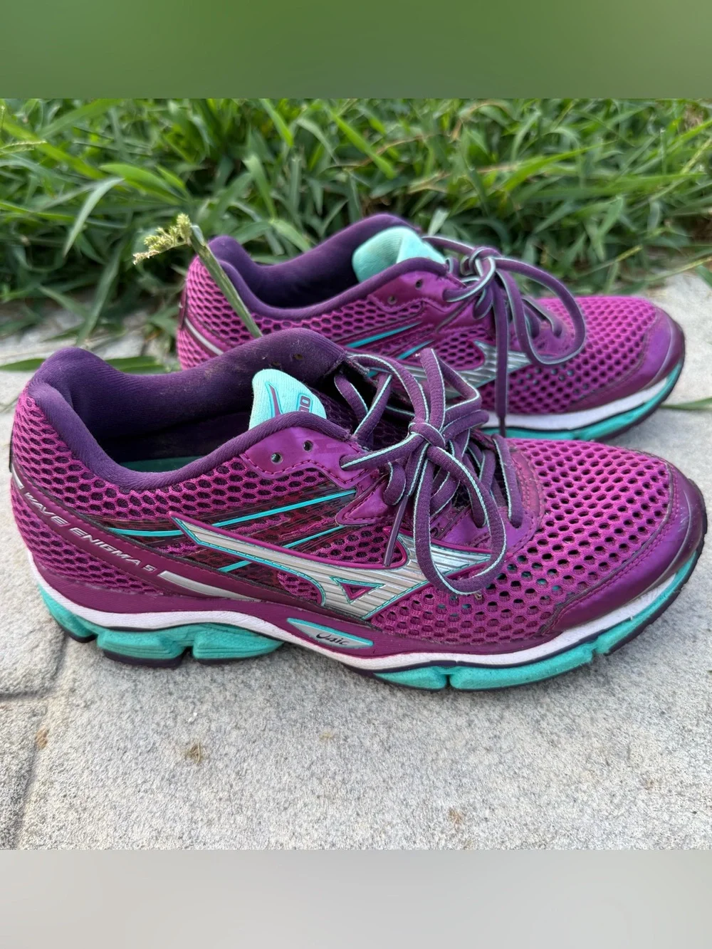 Mizuno Womens 8 Wave Enigma 5 Purple Teal Low Top Fabric Running Shoes